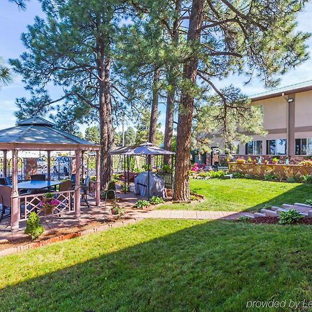 West End Lodge باغوسا سبرينغز المظهر الخارجي الصورة